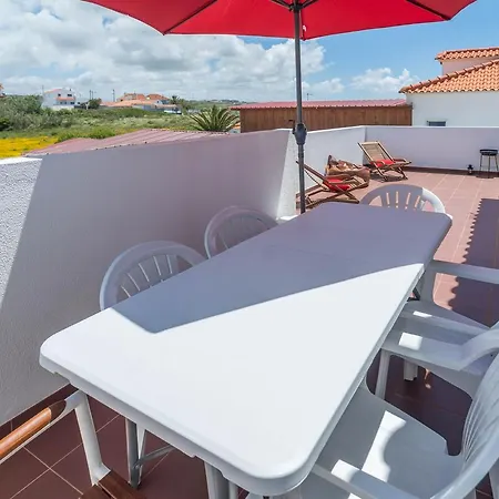 Holiday home Miradouro House Ericeira