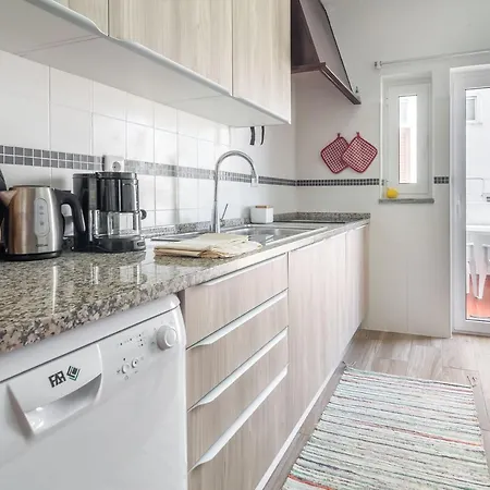 Miradouro House Holiday home